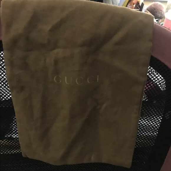 Gorgeous Gucci Pumps in Great Condition 37.5 - Picture 6 of 8